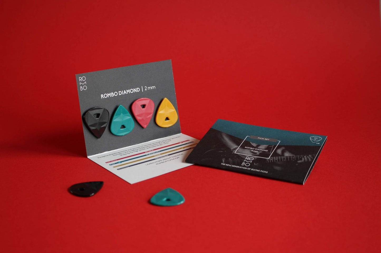 ROMBO Diamond Guitar Pick Set (4 guitar picks)