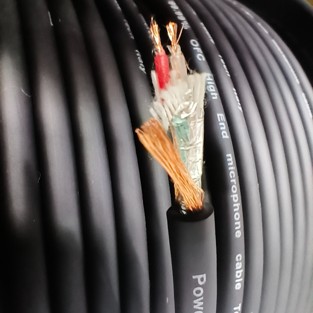 PowerWorks PW-MCR100BK 100m Roll Microphone Cable