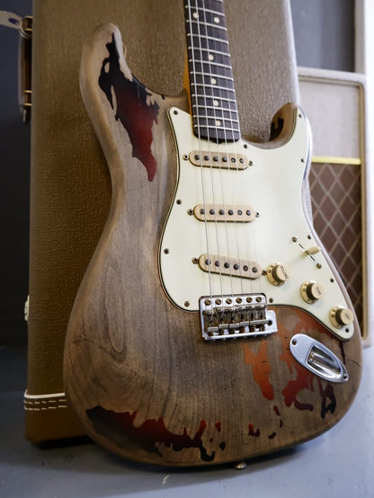 2010 Fender Custom Shop Rory Gallagher Stratocaster — 3-Tone Sunburst Relic