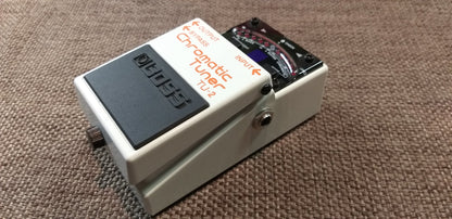 Boss TU-2 Chromatic tuner - Fouche Guitars