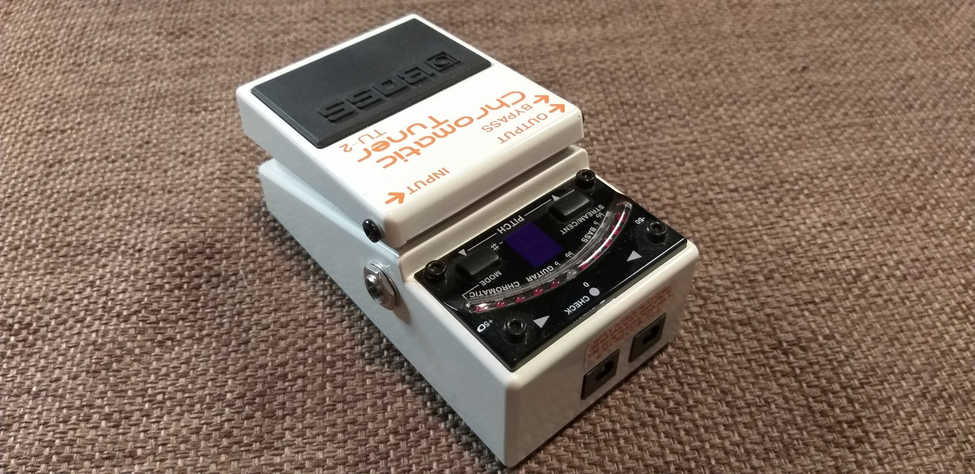 Boss TU-2 Chromatic tuner - Fouche Guitars