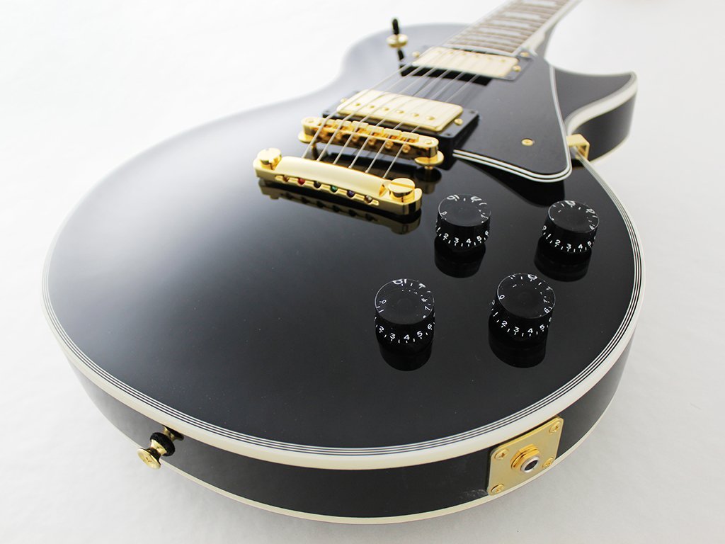 FGN NEO CLASSIC NLC10GMP IN ANTIQUE WHITE/BLACK - Fouche Guitars