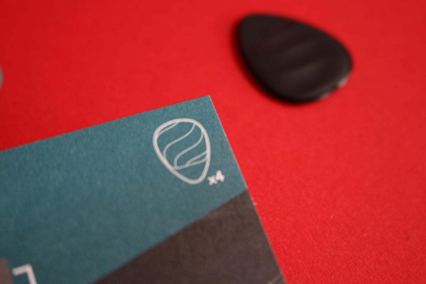 ROMBO Waves Guitar Pick Set (4 guitar picks) - Fouche Guitars